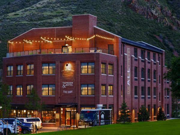 The Eddy Taproom & Hotel